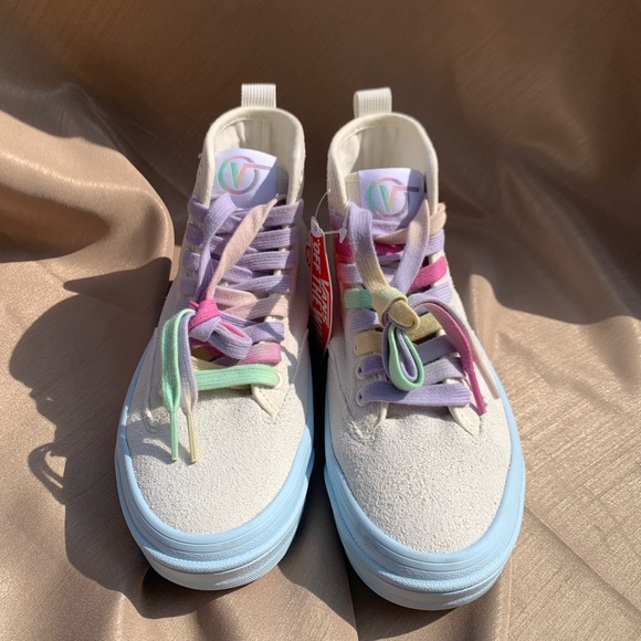 Nwt Vans Sentry WC Pastel Pop High Top Sneakers - Picture 3 of 3